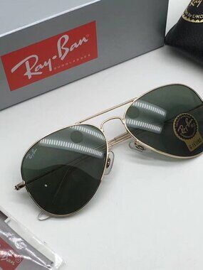 Ray-Ban 3025 Green Aviator Sunglasses 58mm